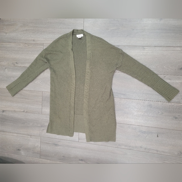 "If It Were Me" Women's Olive Green Cardigan Sweater - Size Small - Picture 3 of 4